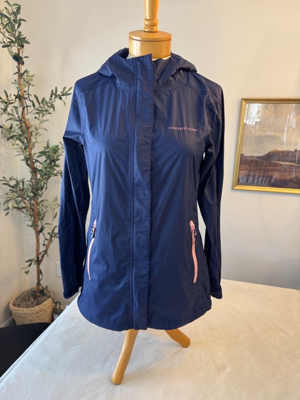 Vineyard Vines Navy and Pink Hooded Rain Jacket, sz XS